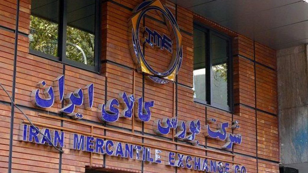 قیمت خودرو بعد از ورود به بورس چه تغییری می‌کند؟